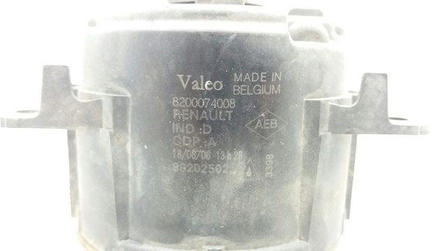 Luz de nevoeiro direito para Renault Megane II Estate Wagon 1.9 DCI F9Q808 8200074008