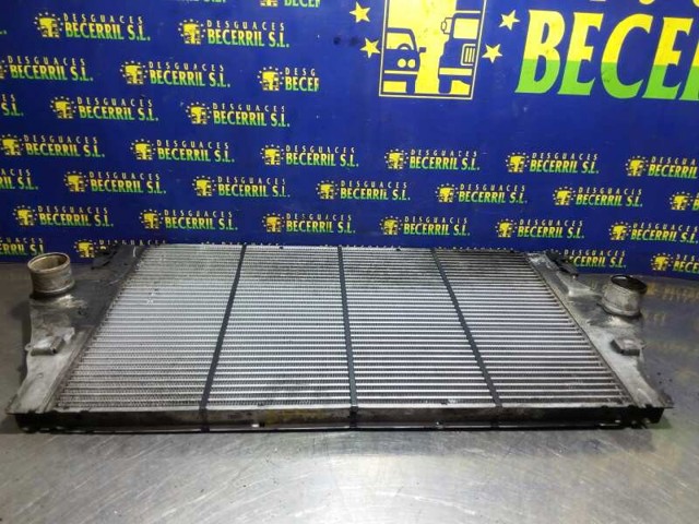 Radiador de intercooler 8200075810 RENAULT