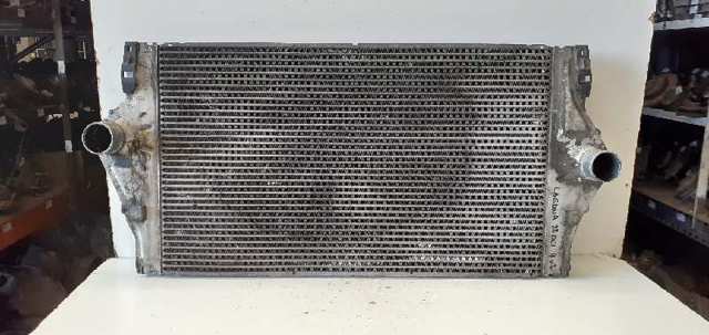 Radiador de intercooler 8200075810 RENAULT