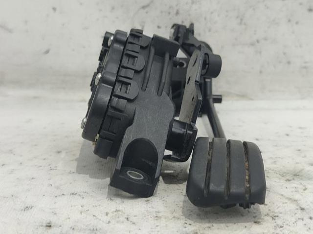 Sensor de posição de pedal de acelerador (de gás) 8200089851 RENAULT