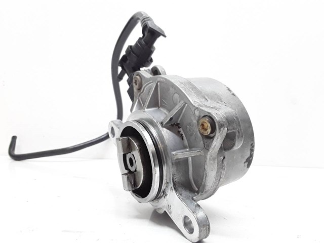 Bomba a vácuo 8200102535 NISSAN