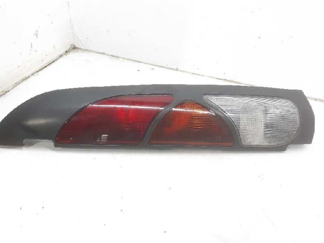RENAULT 8200103292 Фонарь задний правый в наличии Сумы