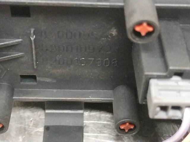 RENAULT 8200107808 Кнопка включения аварийного сигнала в наличии Хмельницкий