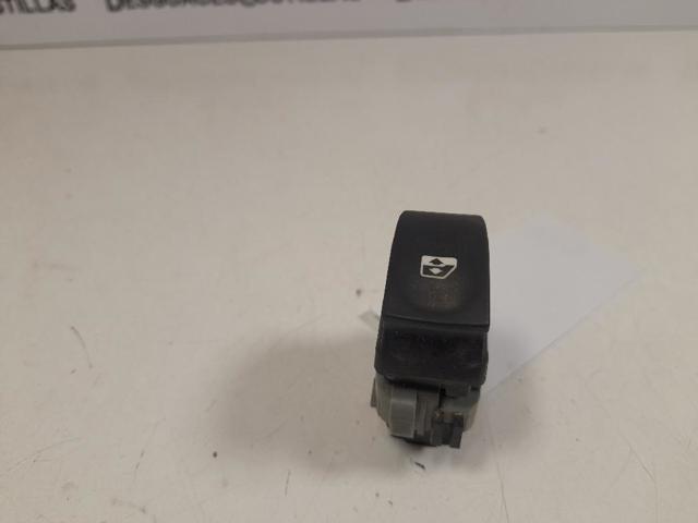 8200108266 RENAULT Кнопка подъемника заднего стекла купить в Хмельницкий