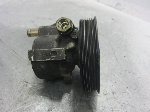 RENAULT 8200113599 Насос ГУР в наличии Запорожье