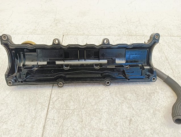 RENAULT 8200117386 Клапанная крышка в наличии Ужгород
