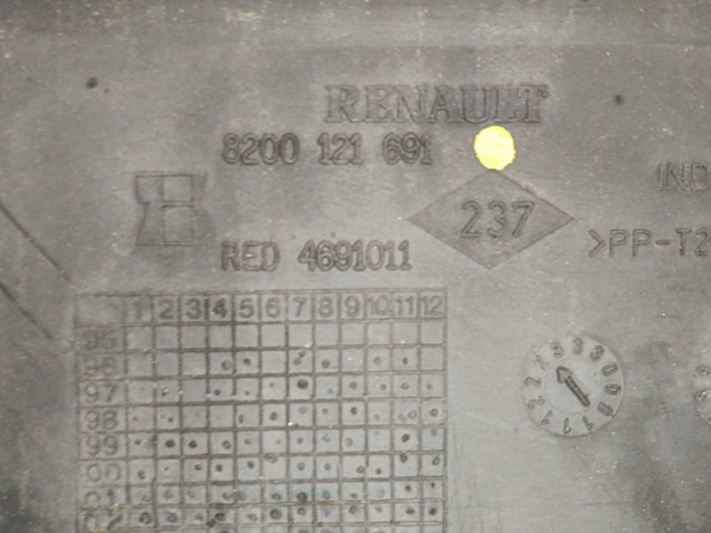 8200121691 RENAULT Решетка дворников правая купить в Николаев