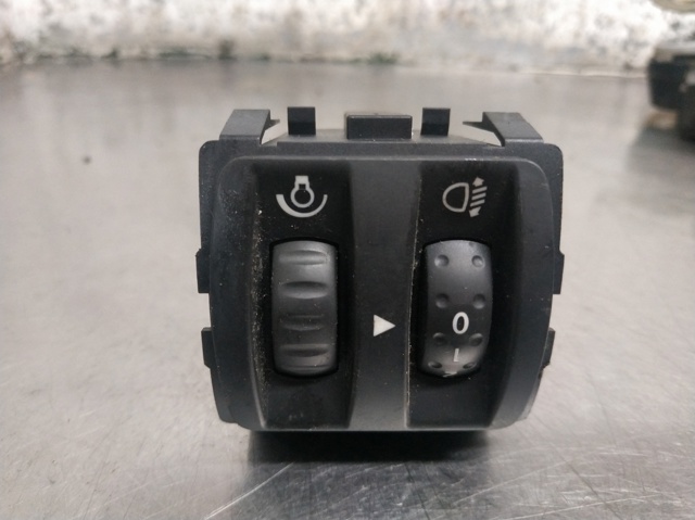 8200121805B RENAULT купить в Николаев
