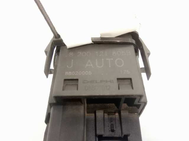 8200121805B RENAULT купить в Харьков