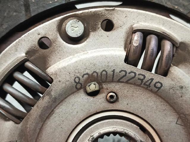 RENAULT 8200122349 Сцепление в наличии Сумы