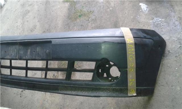 RENAULT 8200127401 Бампер передний в наличии Николаев