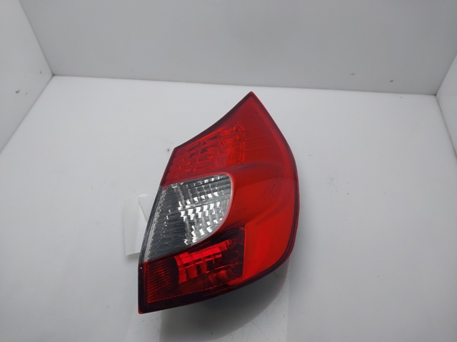 Luz traseira direita para Renault Scenic II 1.5 dci d (106 cv) 8200127702