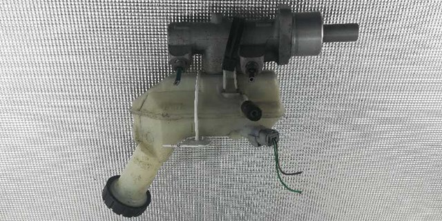 RENAULT 8200129956 Бачок главного тормозного цилиндра (тормозной жидкости) в наличии Винница