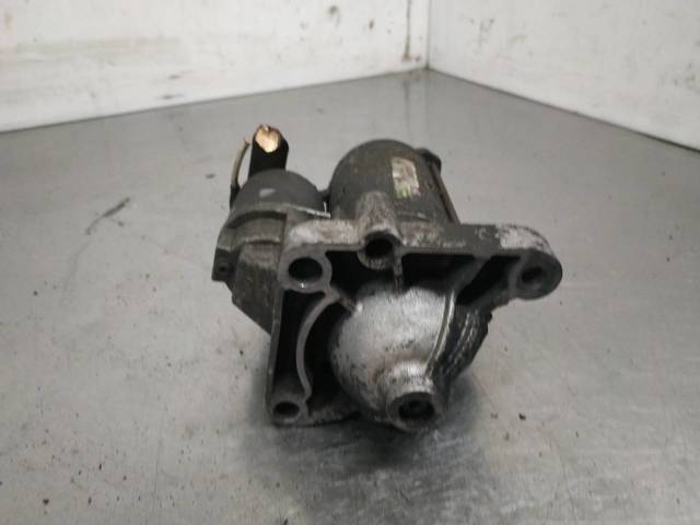 Motor de arranco 8200130624 RENAULT