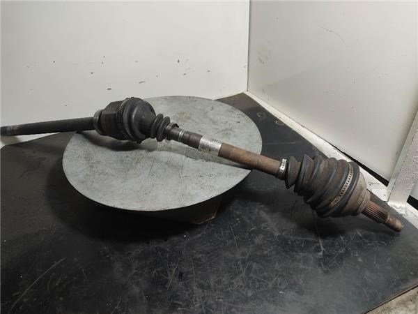 8200133289 RENAULT Правая полуось купить в Днепр