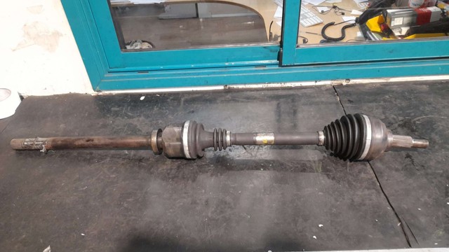 8200133289 Правая полуось купить Чернигов