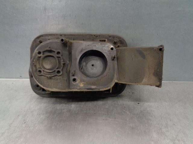8200139543 RENAULT Корпус заливной горловины топливного бака купить в Киев