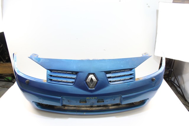 RENAULT 8200142001 Передний бампер в наличии Ровно