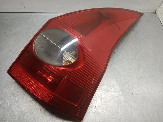 Lanterna traseira direita para perua Renault Megane II (km0/1_) (2005-2009) 1.5 DCI (km16,km1e) K9K732 8200142683