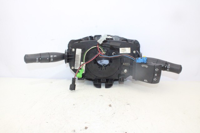 Comutador instalado na coluna da direção, montado Renault Megane 2 KM0, KM1
