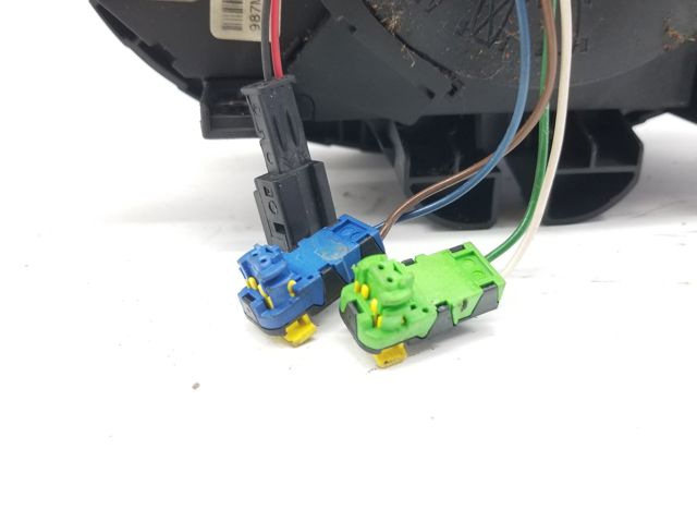 Comutador instalado na coluna da direção, montado Renault Megane 2 KM0, KM1