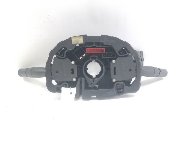 Comutador instalado na coluna da direção, montado Renault Megane 2 KM0, KM1