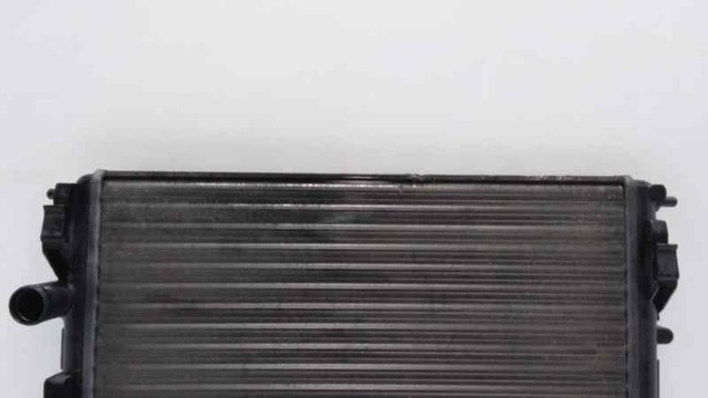 RENAULT 8200156548 Радиатор охлаждения двигателя в наличии Винница