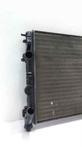 RENAULT 8200156548 Радиатор охлаждения двигателя в наличии Павлоград
