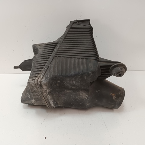 RENAULT 8200166611 Корпус воздушного фильтра в наличии Ровно