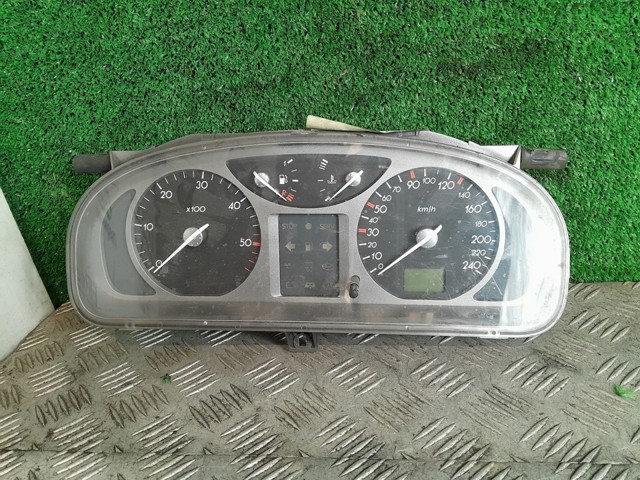 RENAULT 8200170305 Приборная доска (щиток приборов) в наличии Чернигов