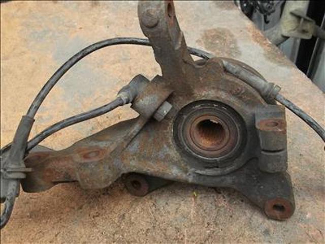 RENAULT 8200171673 Цапфа передняя левая в наличии Сумы