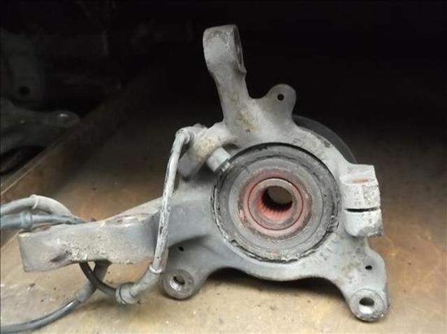 RENAULT 8200171678 Цапфа передняя правая в наличии Сумы
