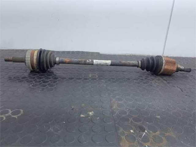 8200174903 RENAULT Полуось задняя правая купить в Ровно