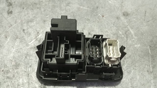 8200176081 RENAULT купить в Николаев