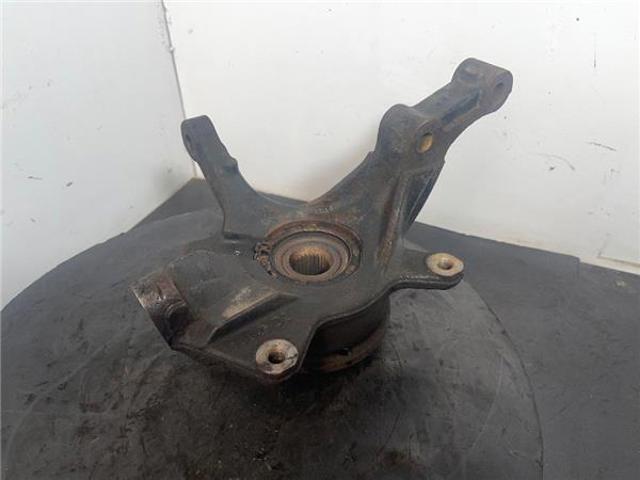RENAULT 8200177025 Цапфа передняя левая в наличии Винница