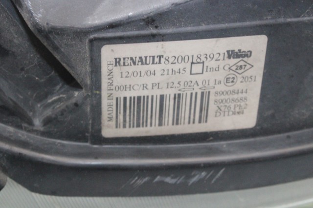 RENAULT 8200183921 Фара правая в наличии Черновцы