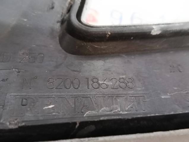 NISSAN 8200186288 Решетка радиатора в наличии Николаев