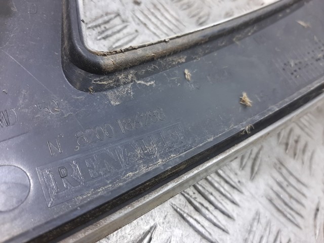 8200186288 NISSAN Решетка радиатора купить в Хмельницкий