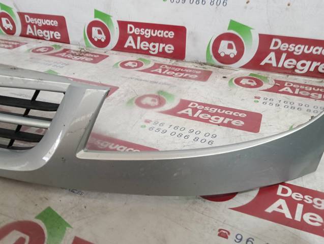 8200186288 NISSAN Решетка радиатора купить в Днепр