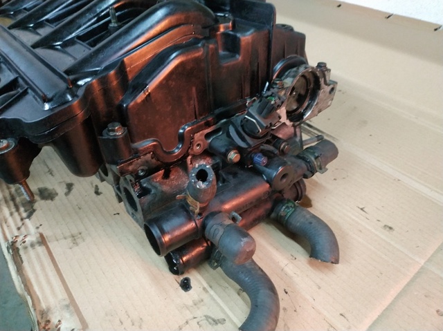 Tampa de válvulas 8200193970 RENAULT