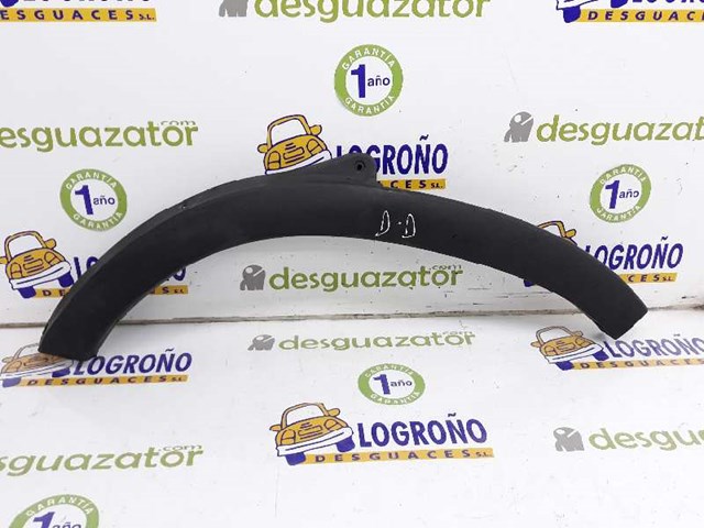 Expansor (placa sobreposta) de arco do pára-lama dianteiro direito 8200197168 Renault (RVI)