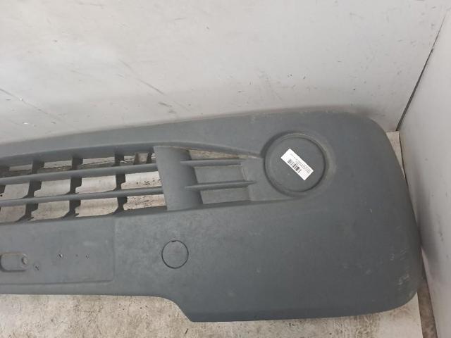 RENAULT 8200200609 Бампер передний в наличии Украина