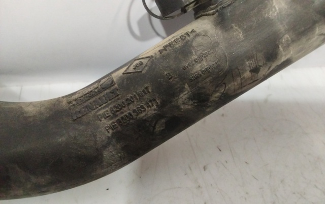 Mangueira (cano derivado) direita de intercooler 8200201617 RENAULT