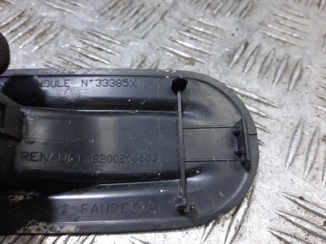 NISSAN 8200206603 Панель (накладка) блока управления стеклоподъемником передняя правая в наличии Ирпень