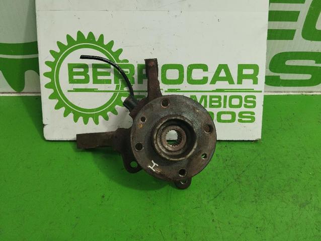 RENAULT 8200207307 Цапфа передняя левая в наличии Черновцы
