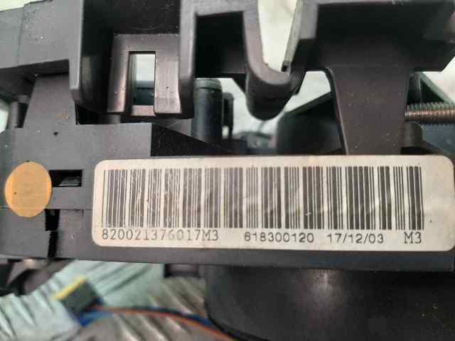 Comutador instalado na coluna da direção, montado Renault Megane 2 KM0, KM1