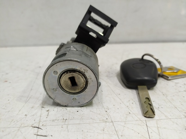 RENAULT 8200214168 Замок зажигания в наличии Полтава