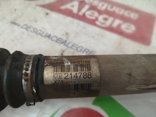 RENAULT 8200214788 Правая полуось в наличии Украина