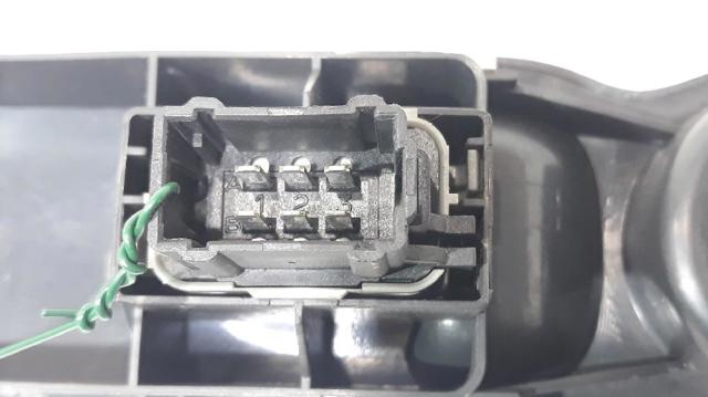 RENAULT 8200214936 Кнопка включения мотора стеклоподъемника задняя в наличии Ирпень