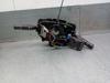 Comutador instalado na coluna da direção, montado 8200216444 RENAULT
